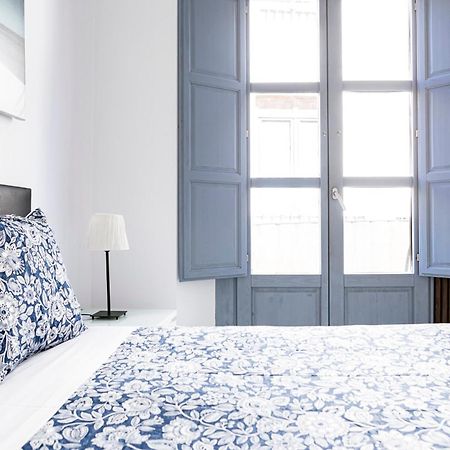 Suites Picasso Málaga Exteriör bild