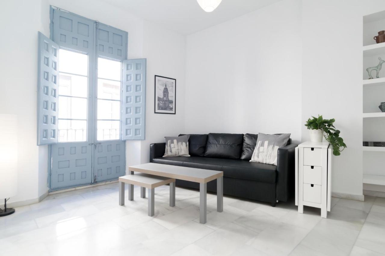 Suites Picasso Málaga Exteriör bild