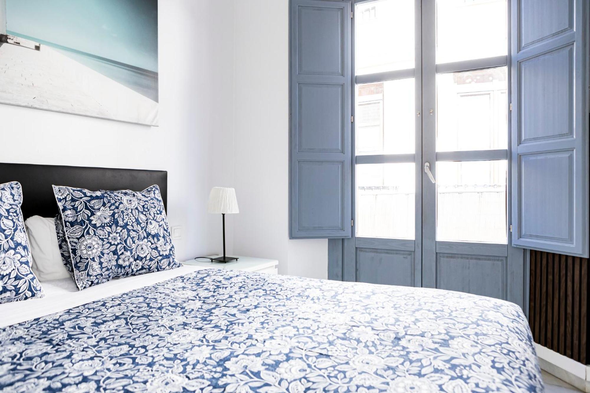 Suites Picasso Málaga Exteriör bild