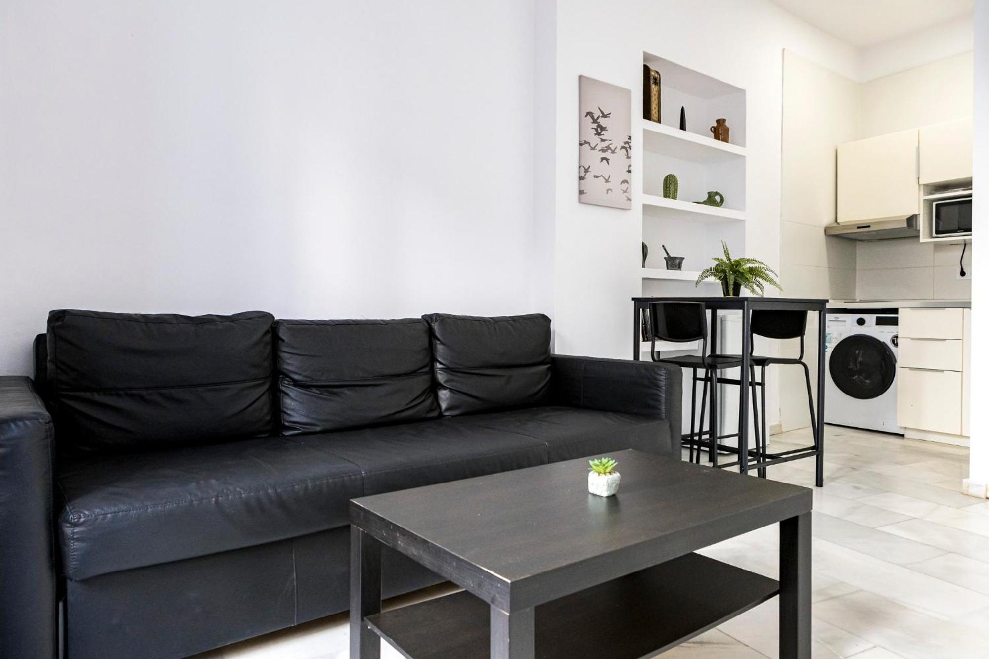 Suites Picasso Málaga Exteriör bild