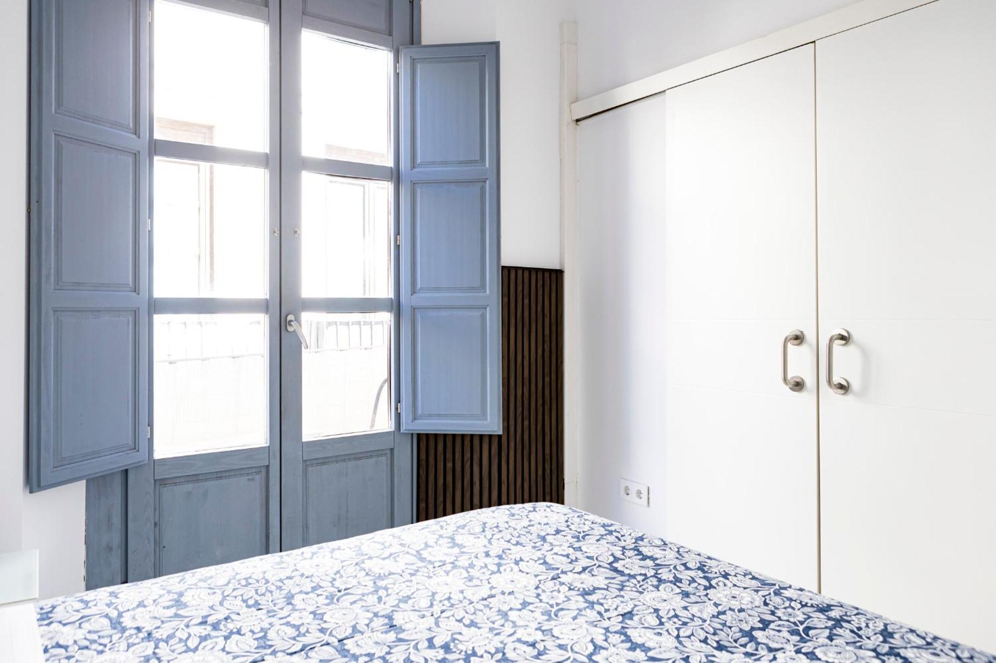 Suites Picasso Málaga Exteriör bild