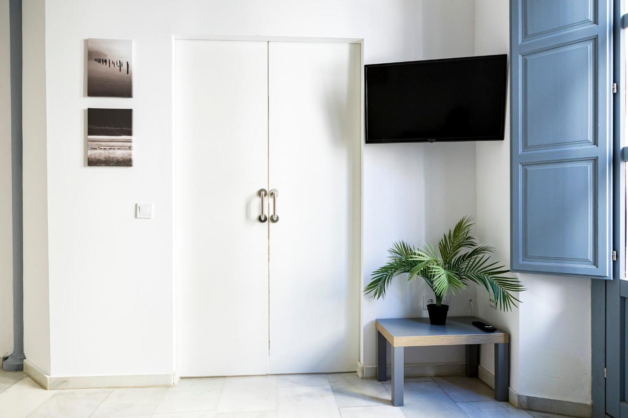 Suites Picasso Málaga Exteriör bild