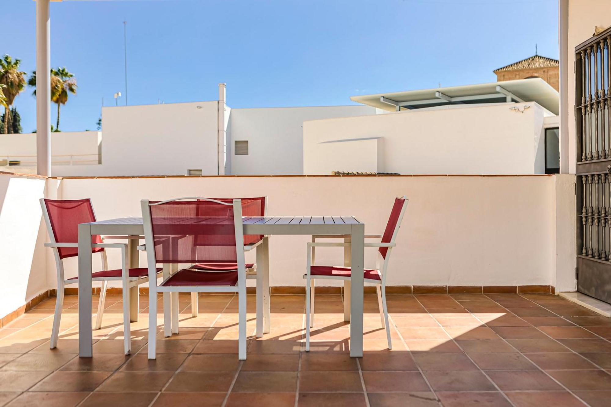 Suites Picasso Málaga Exteriör bild