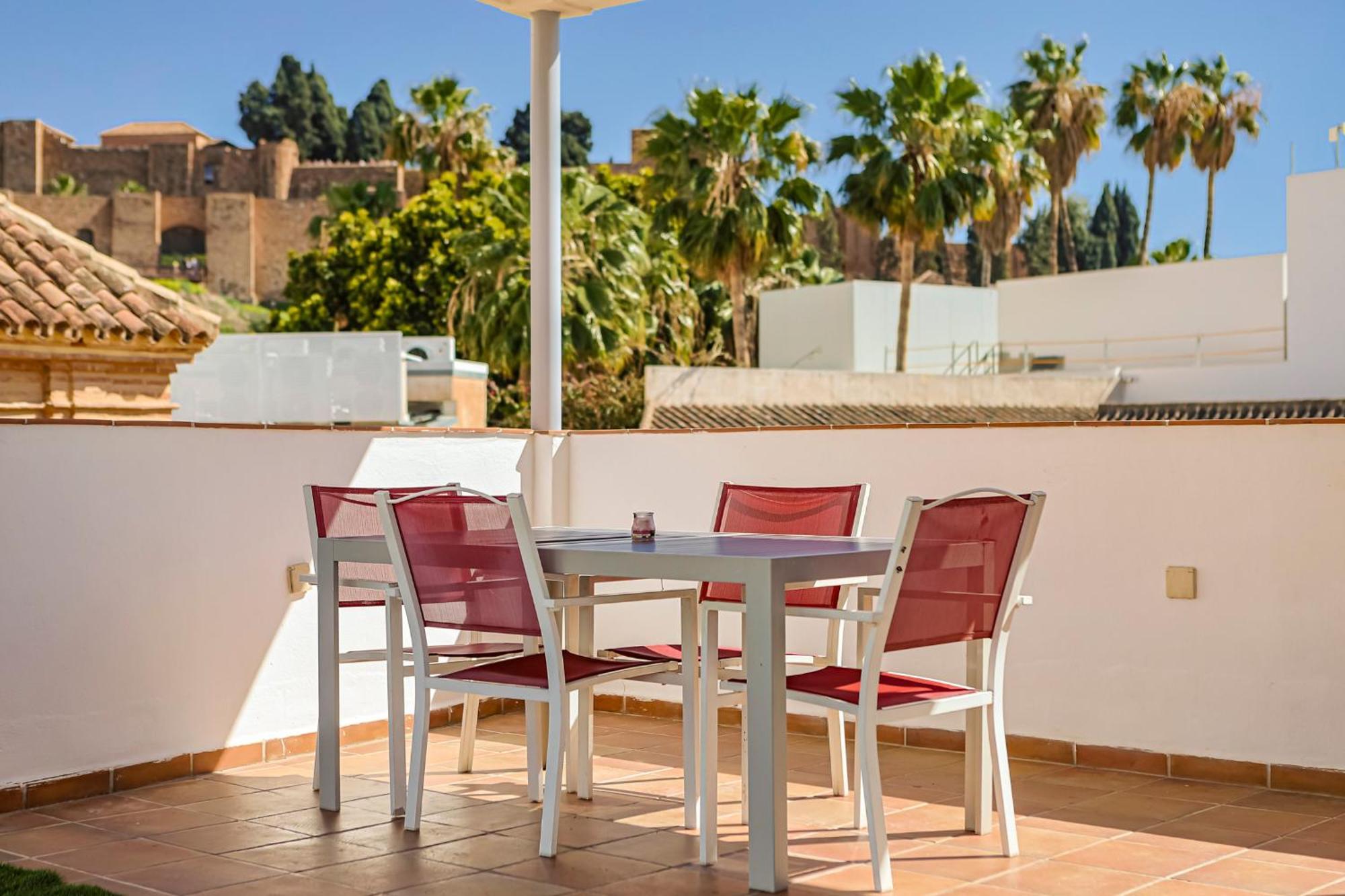 Suites Picasso Málaga Exteriör bild